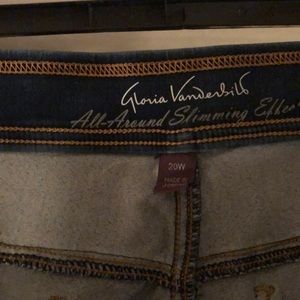 Gloria Vanderbilt 20W capris